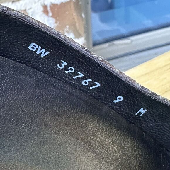 Stuart Weitzman Pumps Shoes Women's Size 9M Snake Skin High Heel Buckle‎ Accent - Picture 12 of 14